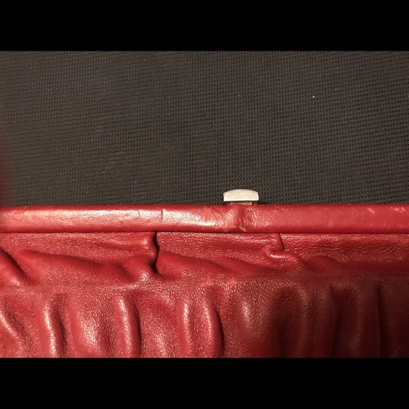 Nuovedive  - Red Leather Clutch (Good Condition) - Picture 4 of 4